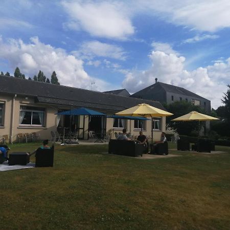Hotel Restaurant La Grenouillere Vitré Dış mekan fotoğraf
