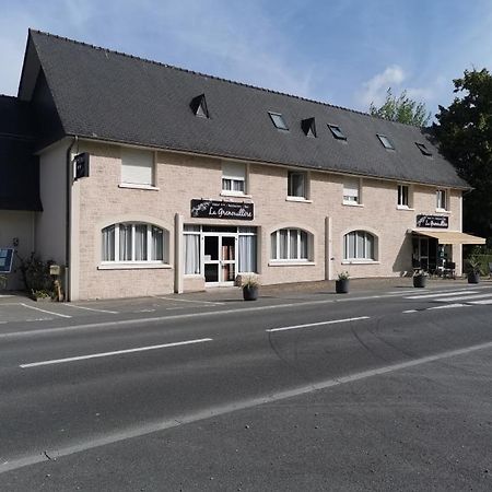 Hotel Restaurant La Grenouillere Vitré Dış mekan fotoğraf