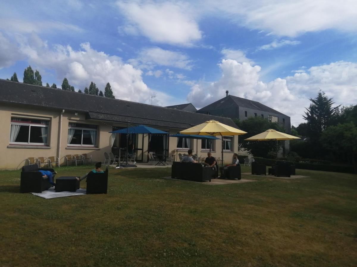 Hotel Restaurant La Grenouillere Vitré Dış mekan fotoğraf