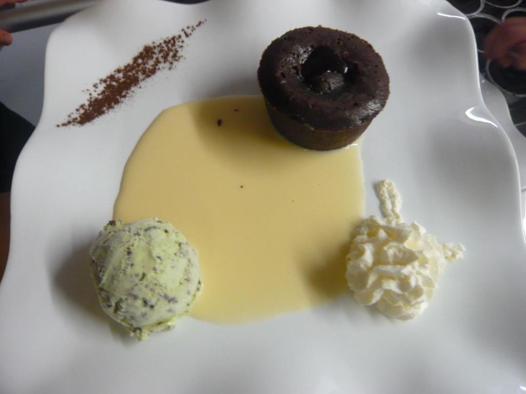 Hotel Restaurant La Grenouillere Vitré Dış mekan fotoğraf