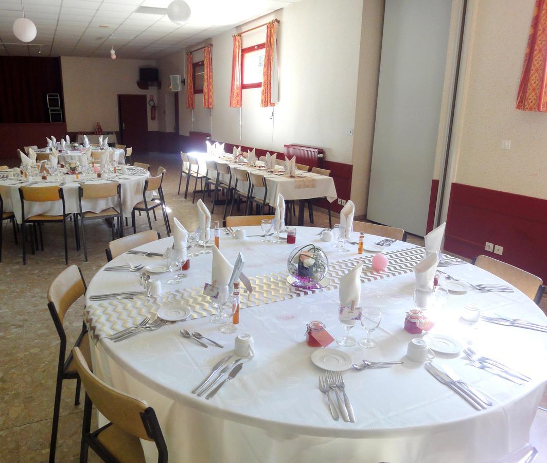 Hotel Restaurant La Grenouillere Vitré Dış mekan fotoğraf